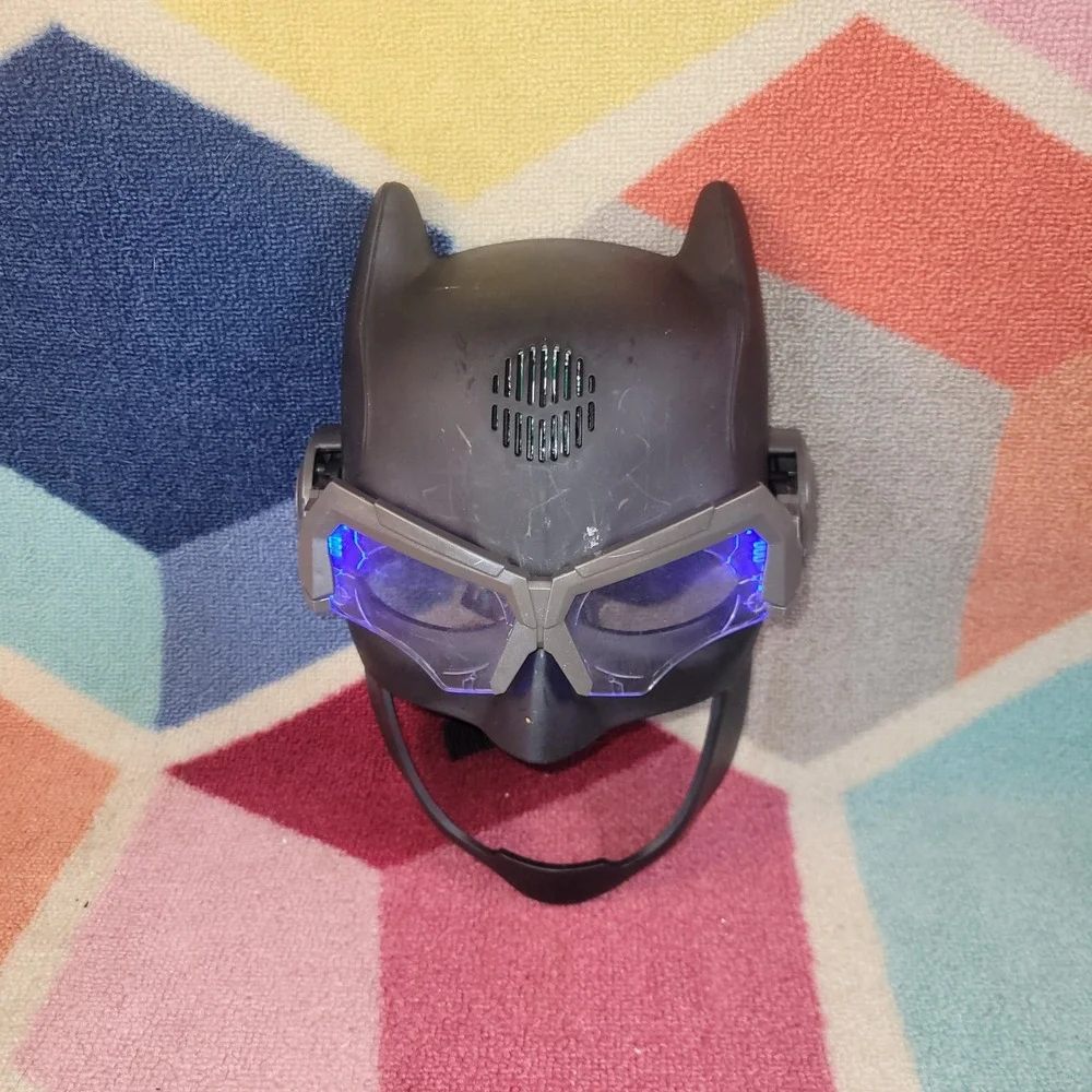 DC Comics Batman Voice Changer Mask with Blue Lights and Sounds Black Cowl